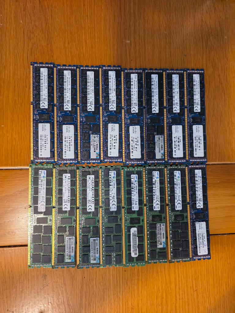 Grote partij DDR3 ECC Server RAM, Computers en Software, RAM geheugen, Gebruikt, Server, 16 GB, DDR3, Ophalen of Verzenden