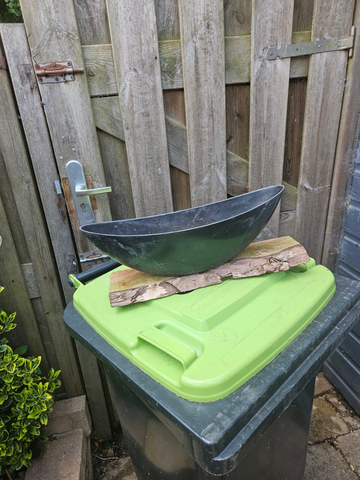 Zwarte kunststof bloembak/plantenbak, Ophalen, Kunststof, Gebruikt, Minder dan 30 cm