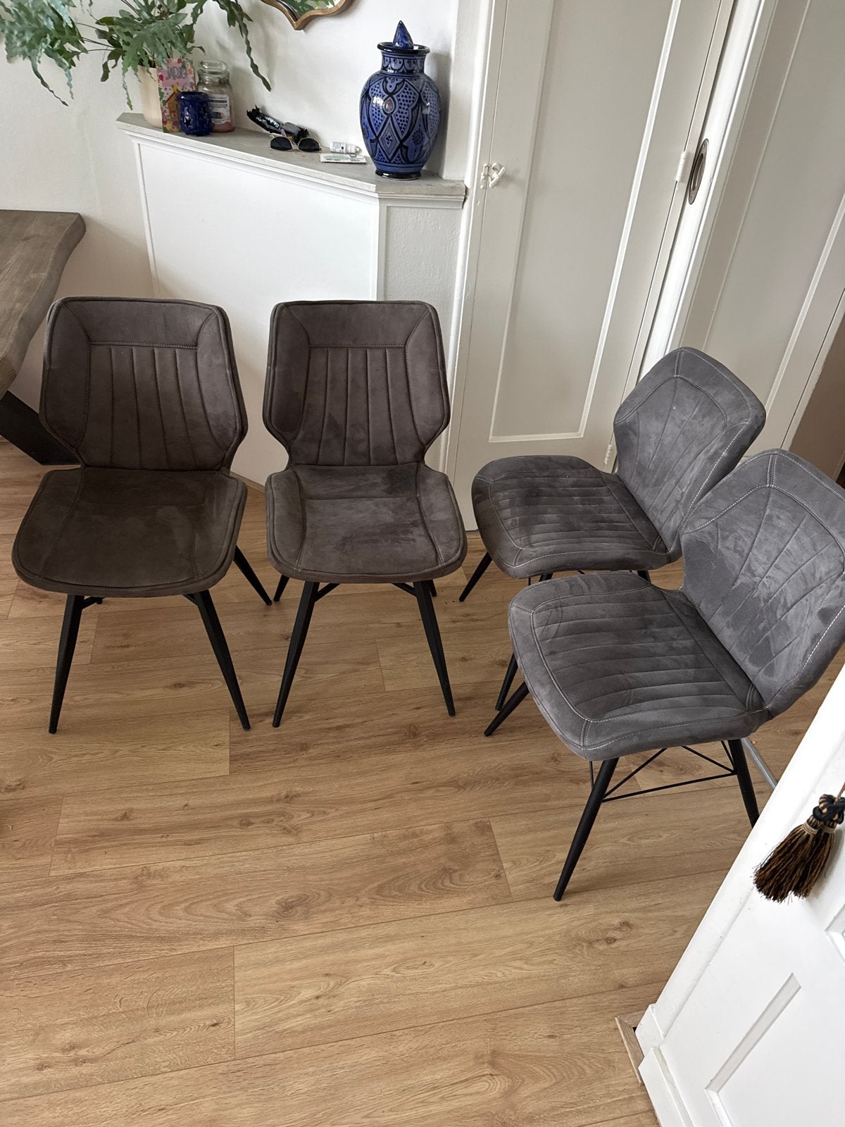 HACO Stoelen in Grijs en Antraciet - Stevig en Stijlvol, Ophalen, Gebruikt, Vier, Stof