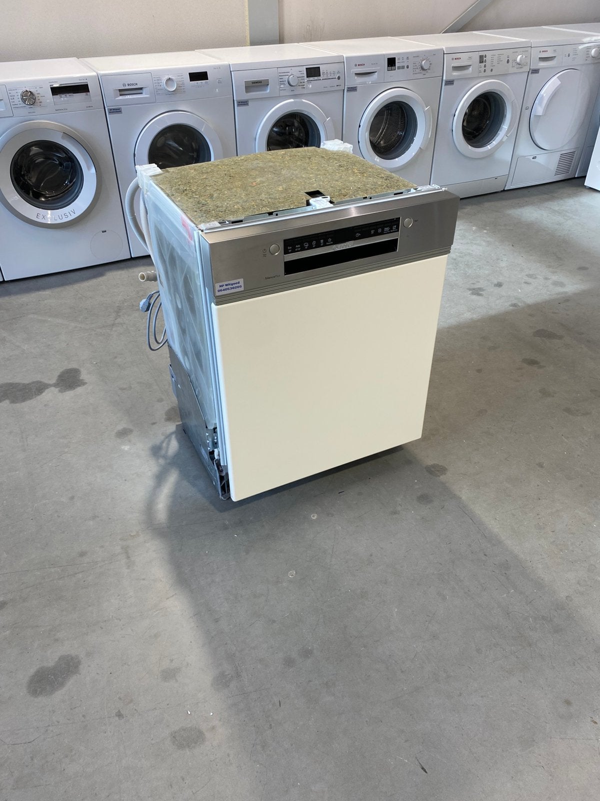 Bosch Serie 6 Half-Geïntegreerde Vaatwasser 2,5 Jaar Oud!, Ophalen, Energieklasse A of zuiniger, 60 cm of meer, Minder dan 10 liter