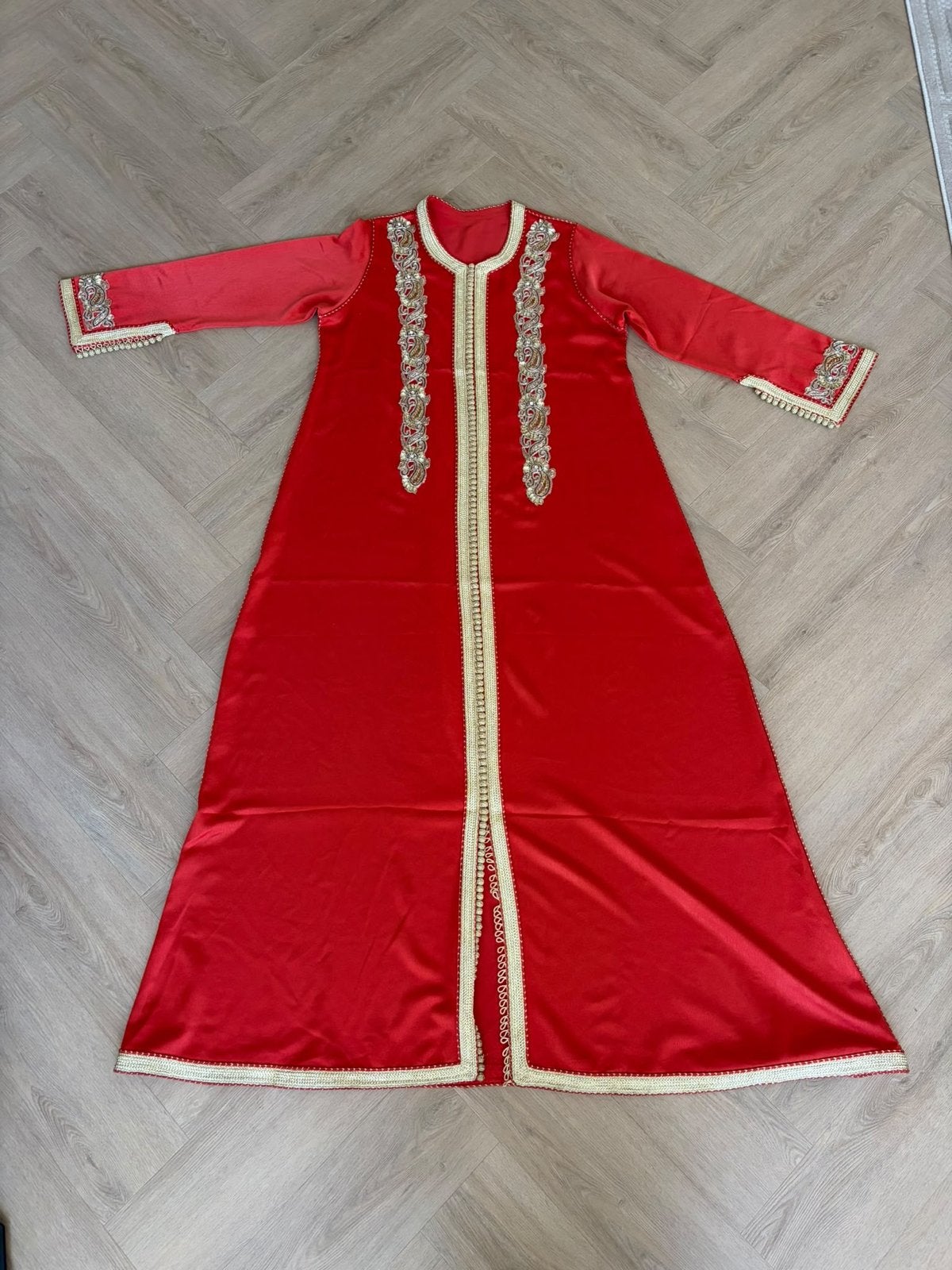 Prachtige Marokkaanse Kaftan - Oranje met Gouden Borduurwerk, Kleding | Dames, Jurken, Maat 42/44 (L), Ophalen of Verzenden, Gedragen