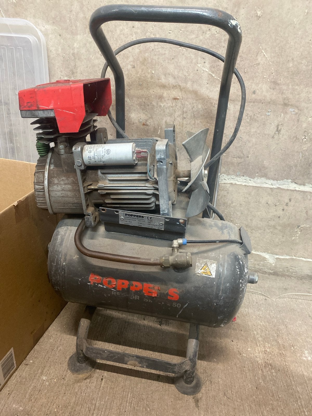 Poppers Compressor SM 20/250 - Defect, Gebruikt, 6 tot 10 bar, Ophalen of Verzenden, 200 tot 400 liter/min