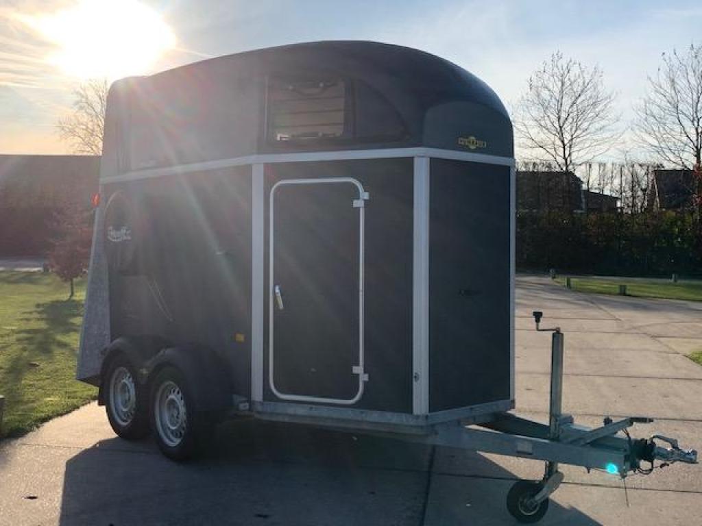 Humbaur 2 paardentrailer MARGE / TOPPER, Gebruikt, Hout, 2-paards trailer