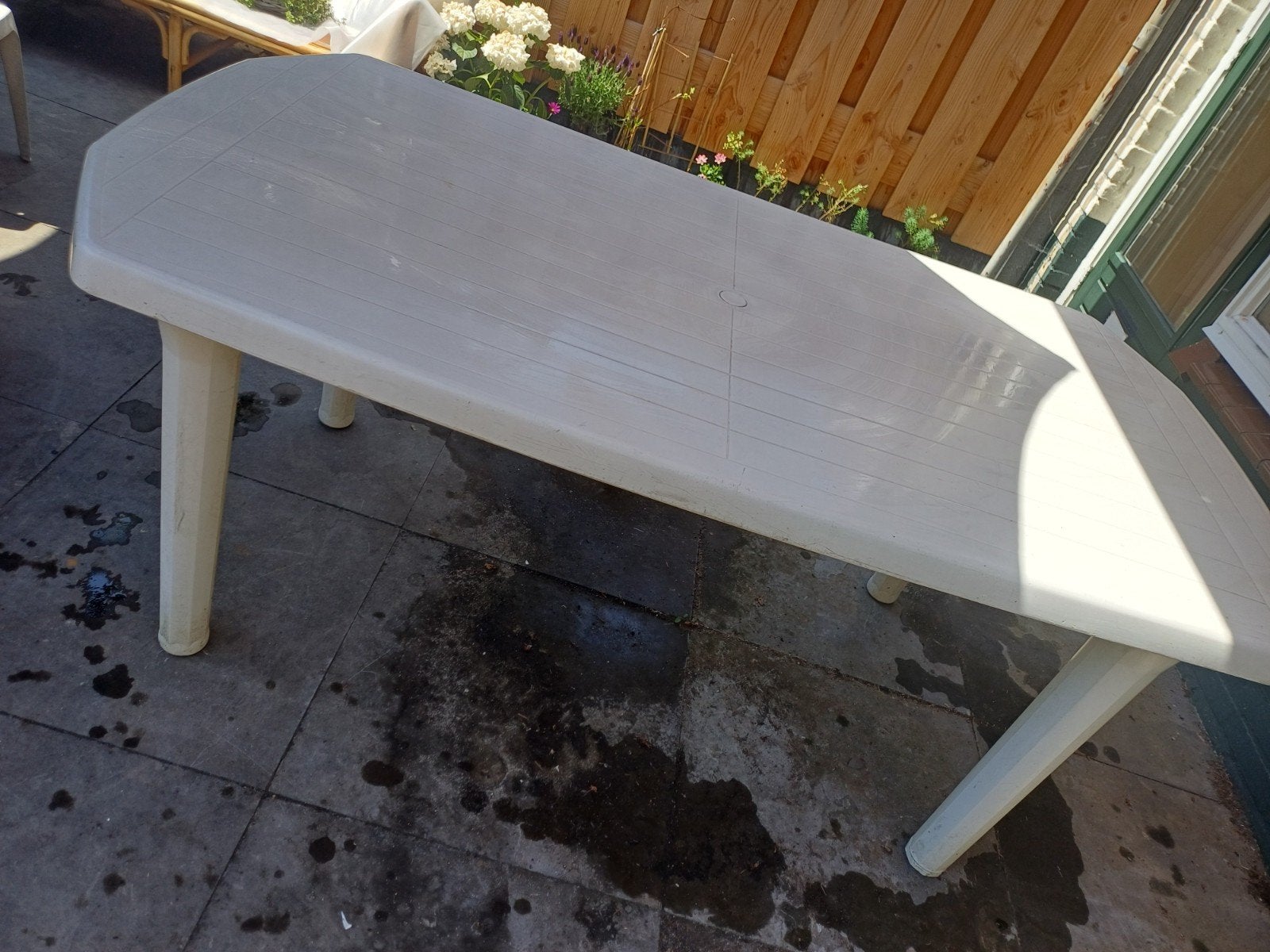 Vintage Hartman tuintafel of campingtafel met gebruiksporen, Ophalen, Rechthoekig, Kunststof
