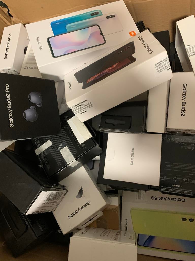Partij lege Samsung, Xiaomi telefoon & Galaxy Buds2 dozen, Zwart, Ophalen of Verzenden, Zo goed als nieuw, Zonder simlock