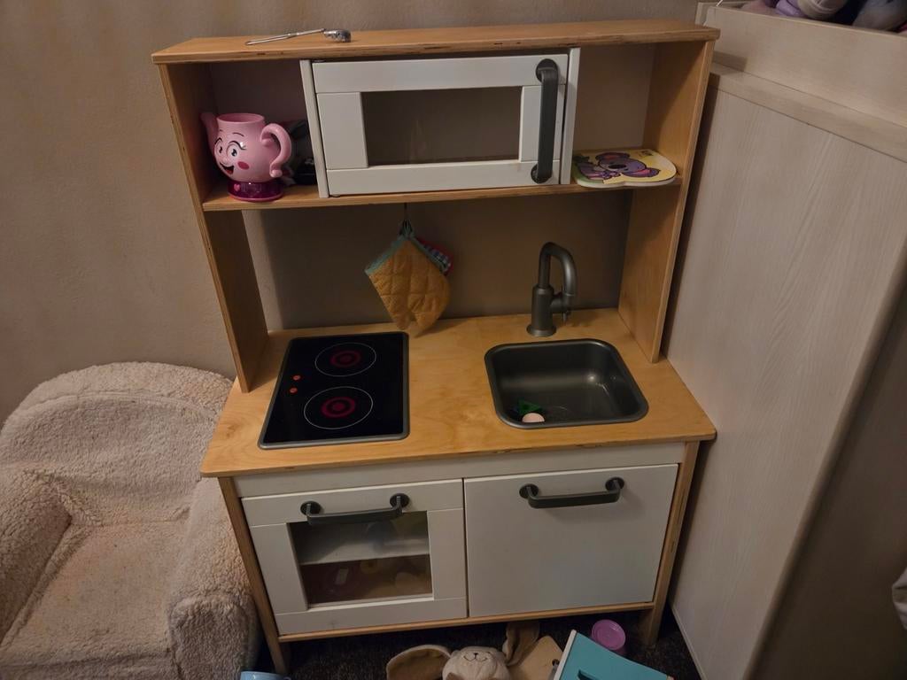 Ikea speelgoedkeuken., Ophalen