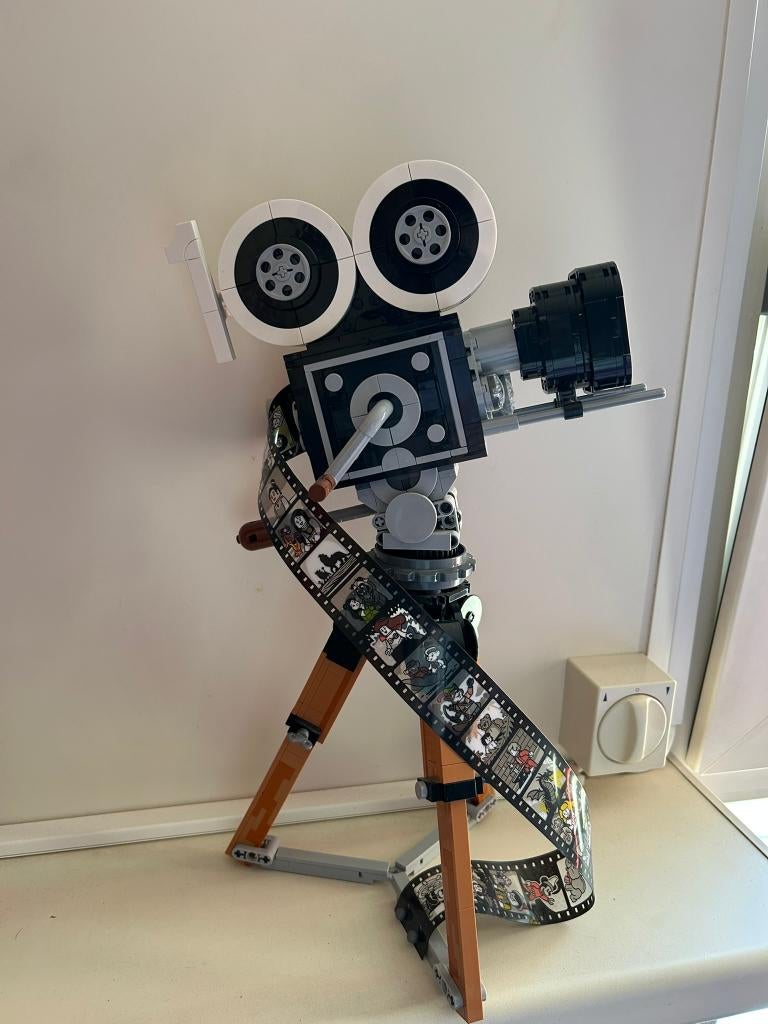 LEGO Disney Walt Disney eerbetoon – Camera 100ste Verjaardag, Lego, Ophalen of Verzenden, Zo goed als nieuw, Complete set