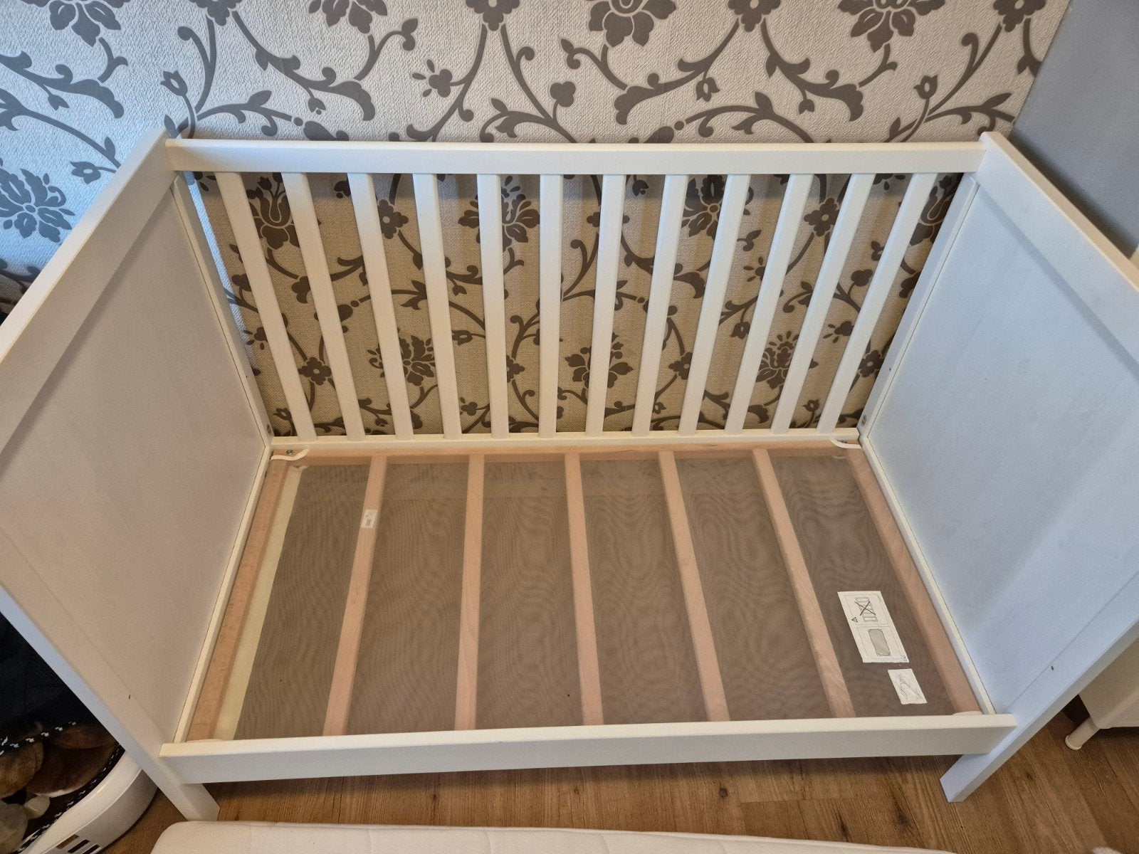 IKEA SUNDVIK Babybedje wit 60x120 cm met matras, Ophalen, Gebruikt, Ledikant