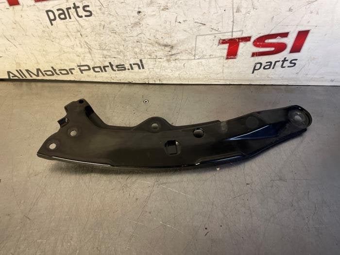 Koplampframe links van een Volkswagen Golf, Auto-onderdelen, Gebruikt, -, Volkswagen, -