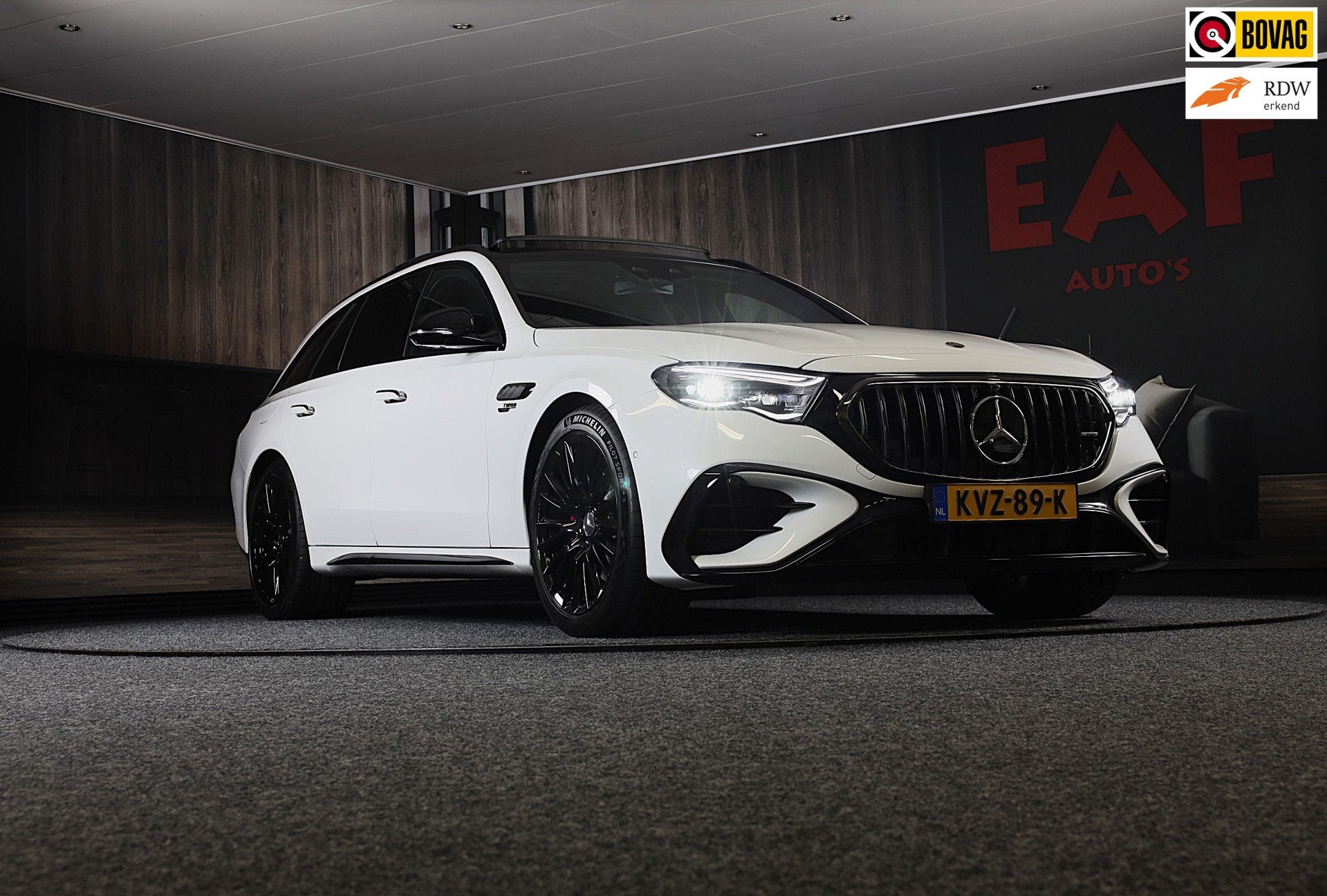 Mercedes-Benz E-klasse Estate AMG 53 4MATIC+ / Hyperscreen /, Auto's, Automaat, Dealer onderhouden, Gebruikt, Euro 6