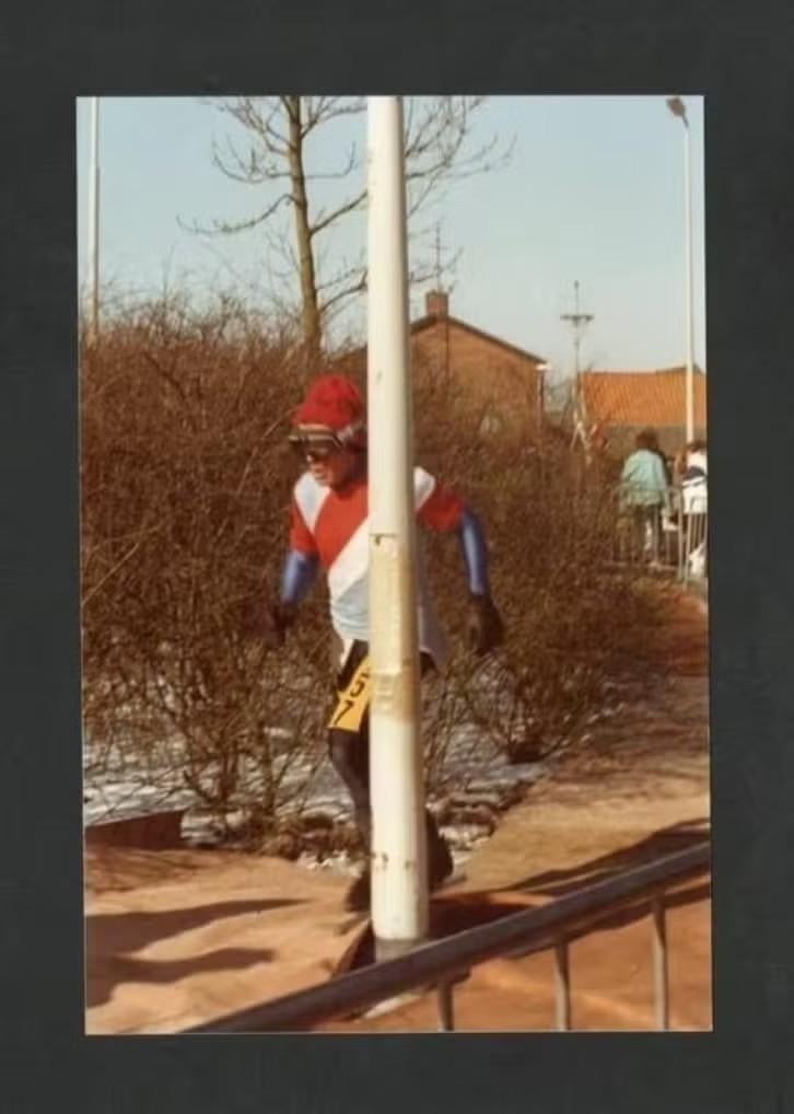 Foto Workum Elfstedentocht Schaatser Klunen 1985., 1980 tot heden, Foto, Ophalen of Verzenden, Zo goed als nieuw