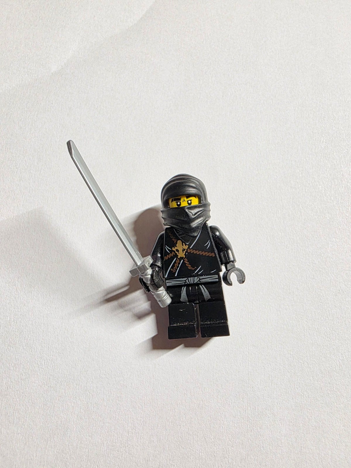 Lego Ninjago minifiguur met zwaard en masker, Ophalen of Verzenden, Zo goed als nieuw, Overige merken