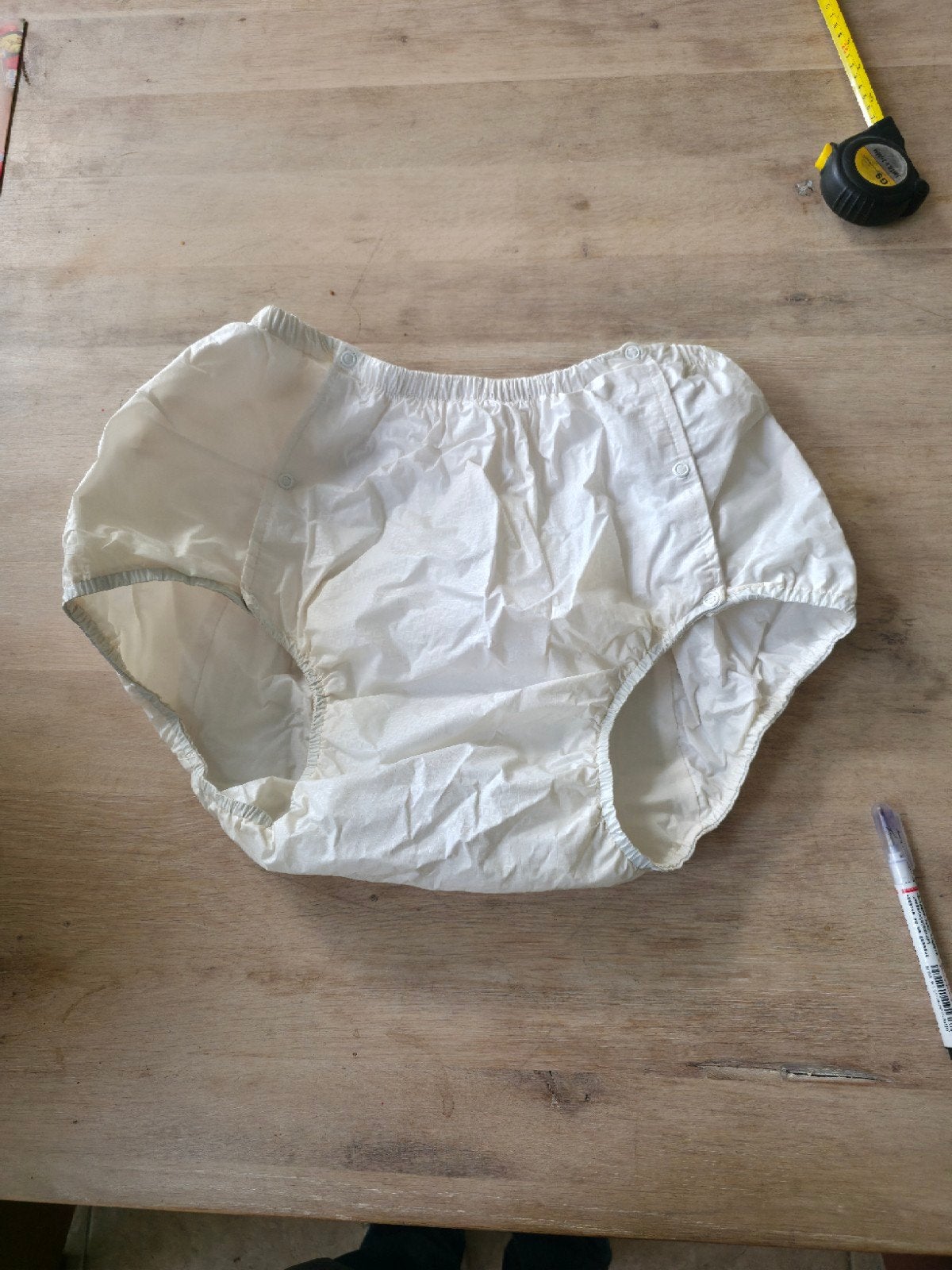 Sanygia plastic broekje medium nr 7, Diversen, Ophalen of Verzenden, Zo goed als nieuw