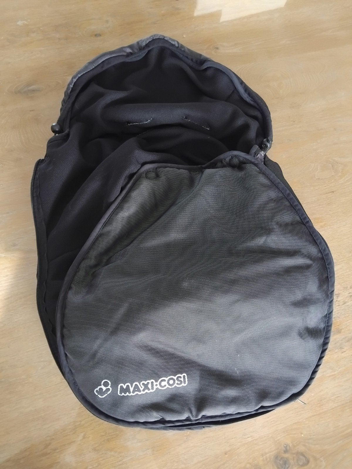 Maxi-Cosi Voetenzak - Zwart, Ophalen of Verzenden, 0 t/m 13 kg, Maxi-Cosi, Gebruikt