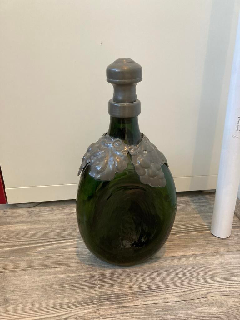 Groen glazen karaf met tin beslag vintage, Gebruikt, Ophalen of Verzenden, Glas, Minder dan 50 cm