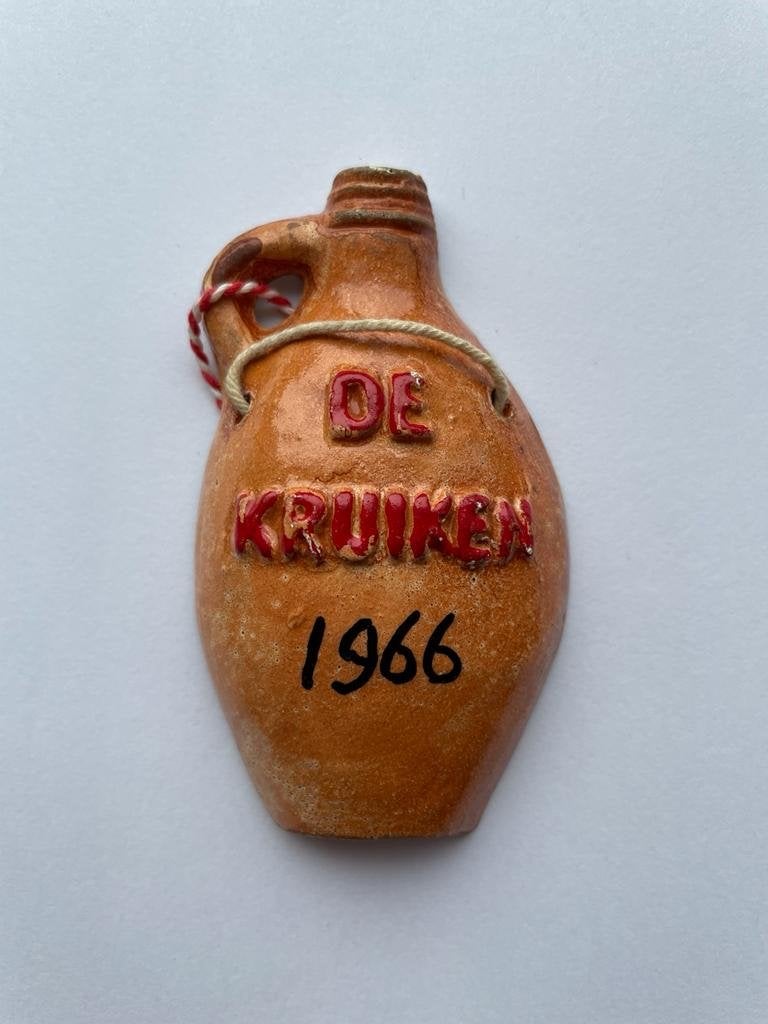 Gezocht Veldteken/insigne Kruikenstad/Tilburg 1966, Verzamelen, Ophalen of Verzenden, Gebruikt