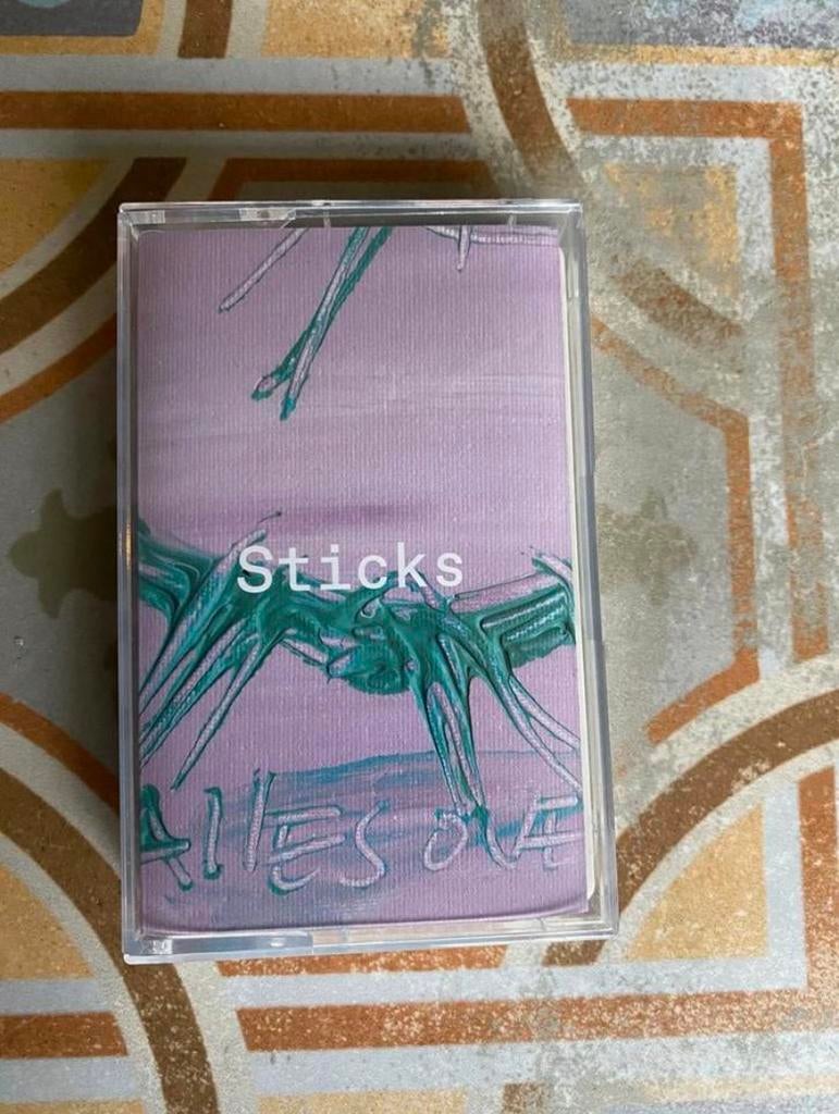 Sticks - Alles over hoop - cassetteband, Cd's en Dvd's, Vinyl | Hiphop en Rap, Ophalen of Verzenden, 2000 tot heden, Zo goed als nieuw