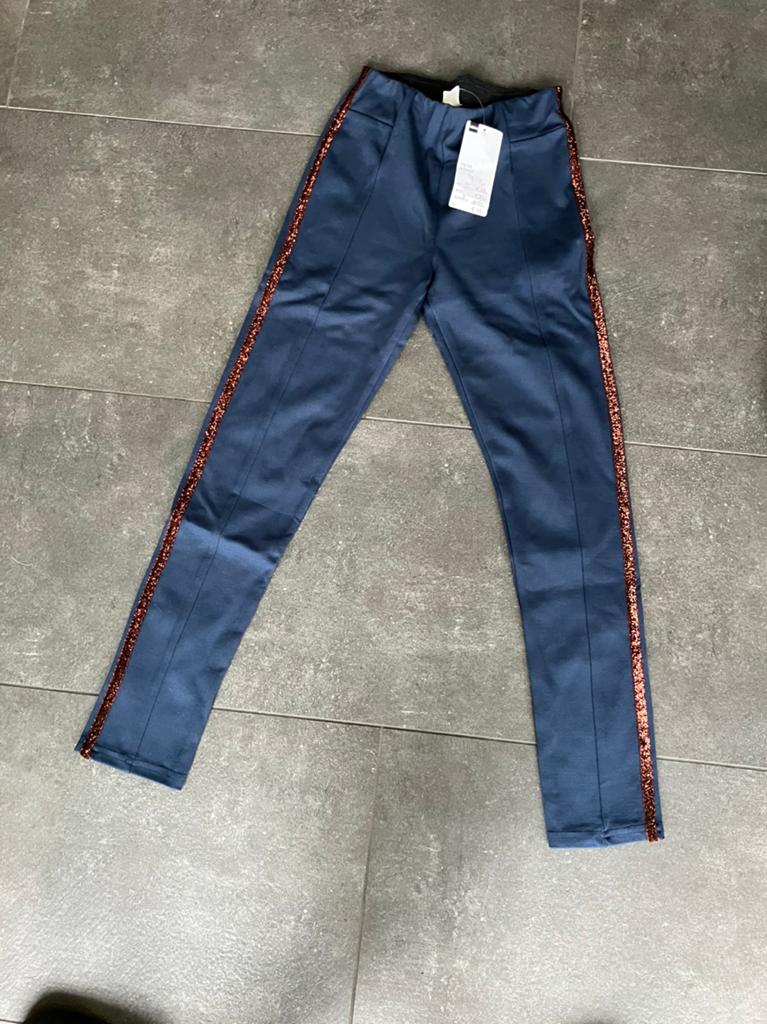 Nieuw legging/broek met glitterstreep hema maat 122-128, Ophalen of Verzenden, Nieuw, Meisje, Broek