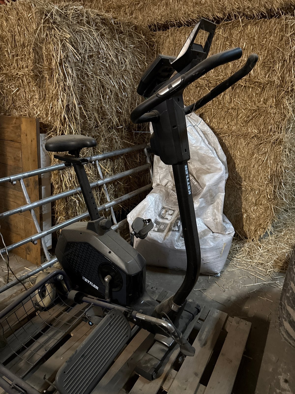 Kettler Hometrainer gratis af tehalen, Gebruikt, Ophalen of Verzenden, Metaal, Benen