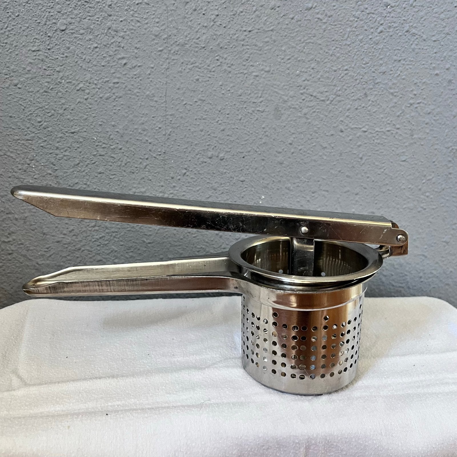 Nieuw RVS aardappelpuree apparaat, Overige typen, Ophalen of Verzenden, Metaal, Nieuw