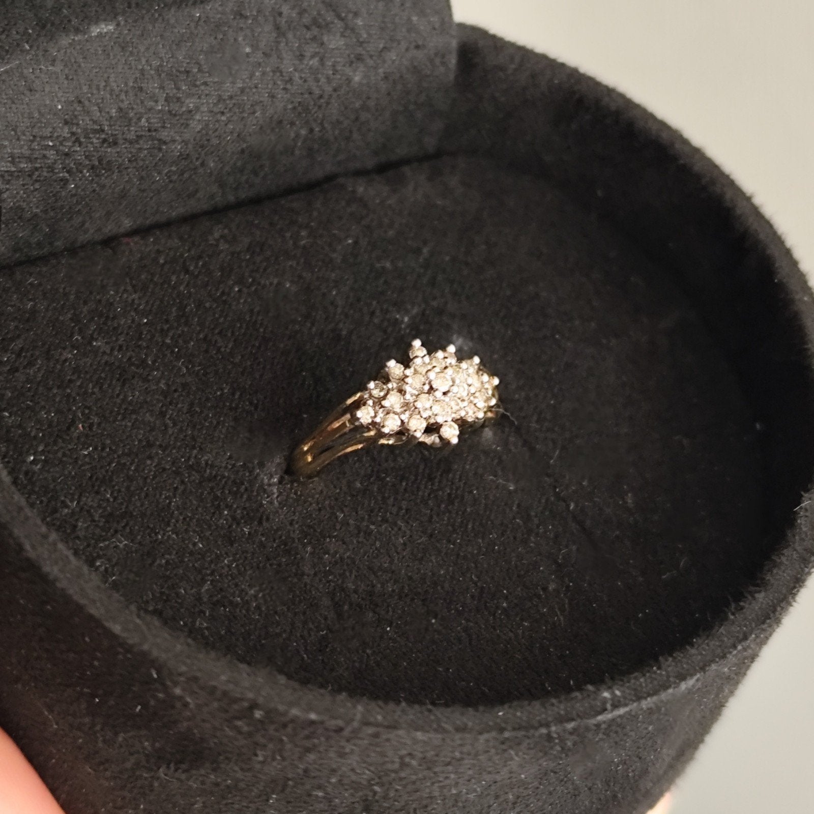 14 karaat ring met natuurlijke diamantjes, Ophalen of Verzenden, Met edelsteen, Dame, Goud
