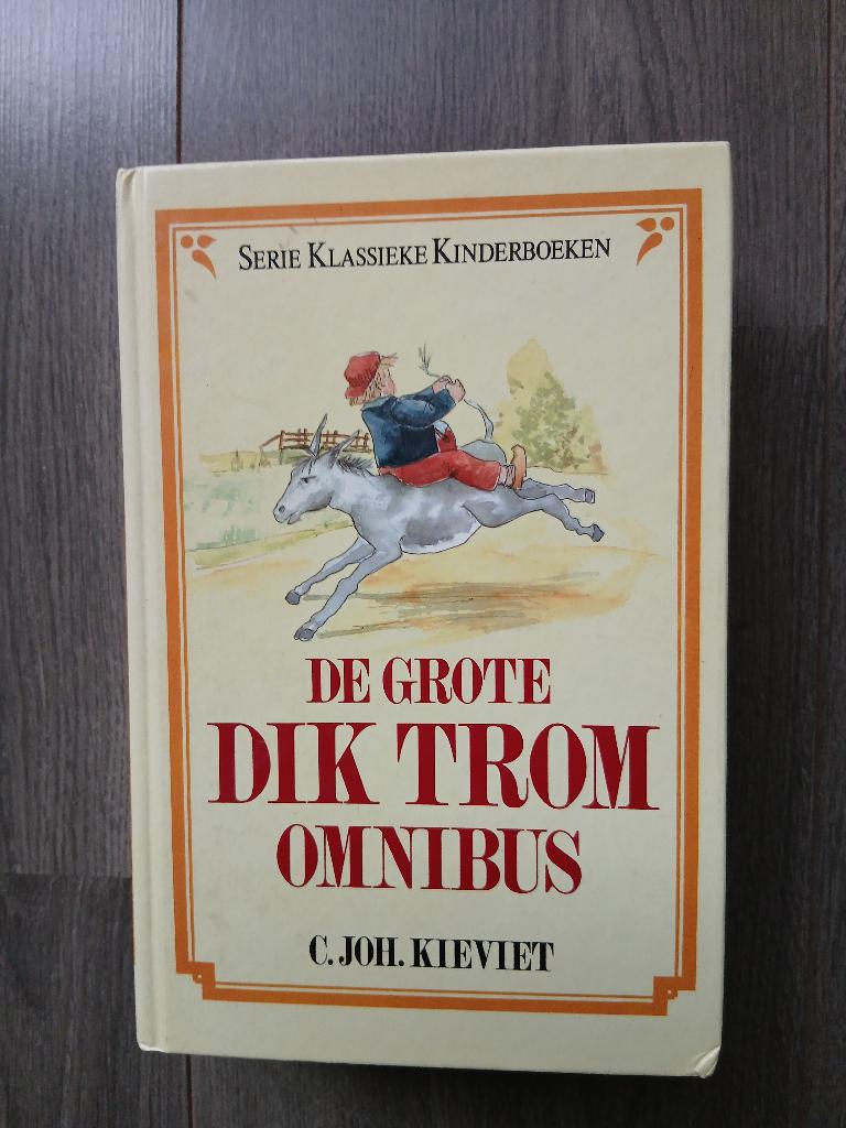 de grote Dik Trom omnibus van Joh. H Kiviet, Boeken, Gelezen, Ophalen of Verzenden, Joh. H Kiviet, Fictie algemeen