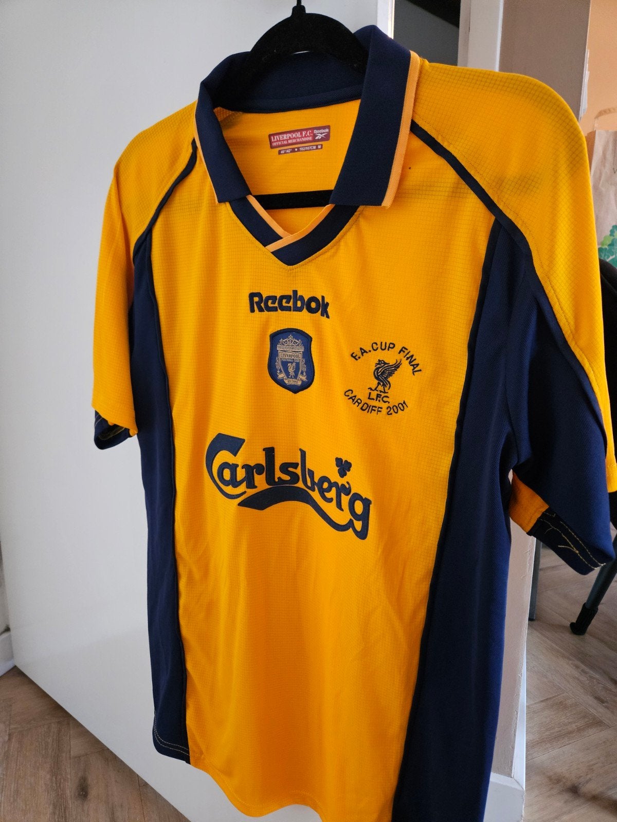 Liverpool 2001 FA Cup final shirt maat M, Ophalen of Verzenden, Zo goed als nieuw, Buitenlandse clubs, Shirt