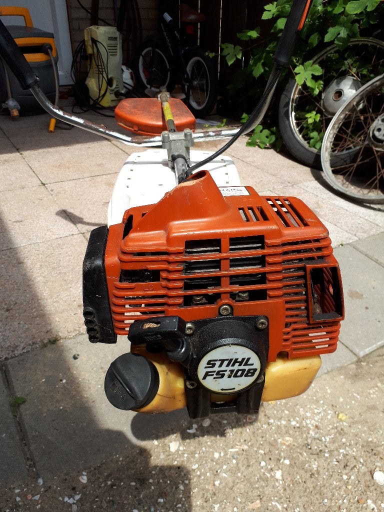Stihl FS 108, Ophalen, Gebruikt, Benzine