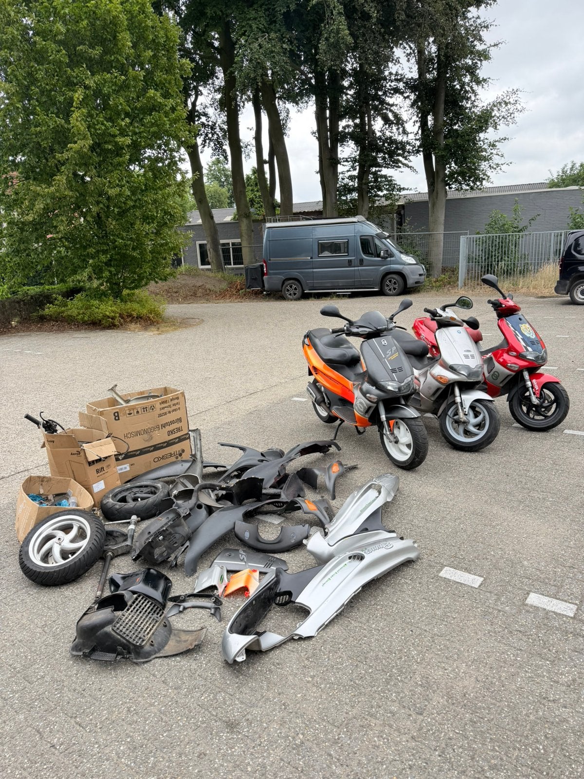 3x Gilera Runner Sp 50cc DD partij scooters piaggio kappen, Ophalen, Piaggio, VL Custom Scooters, Overige typen