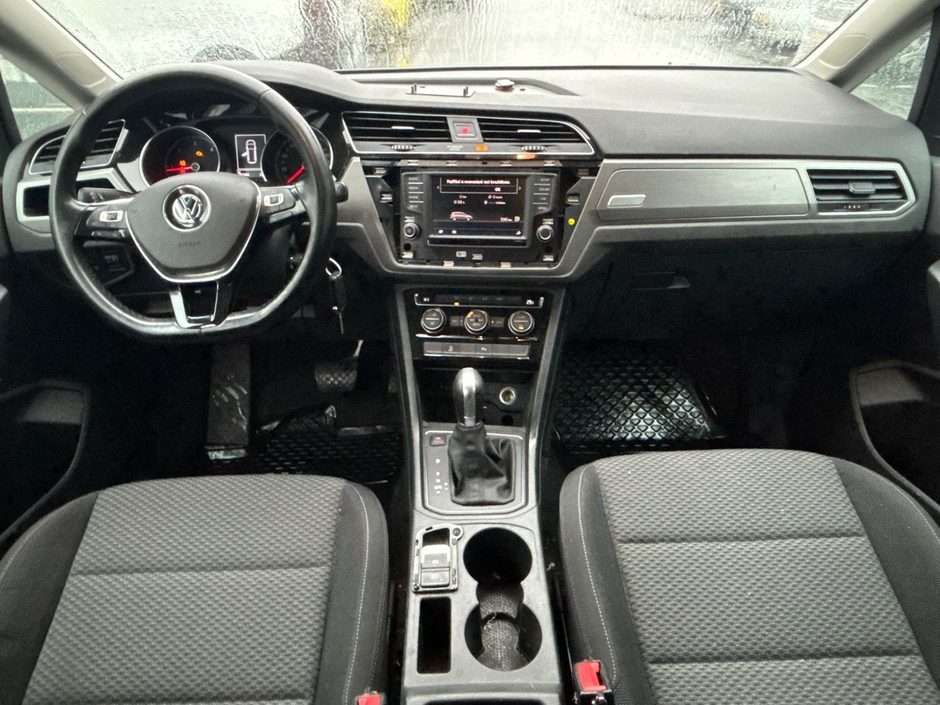 Volkswagen Touran 2.0 TDI SCR AUTOMAAT / DEALER ONDERHOUDEN, Auto's, Stof, 4 cilinders, Wit, Origineel Nederlands