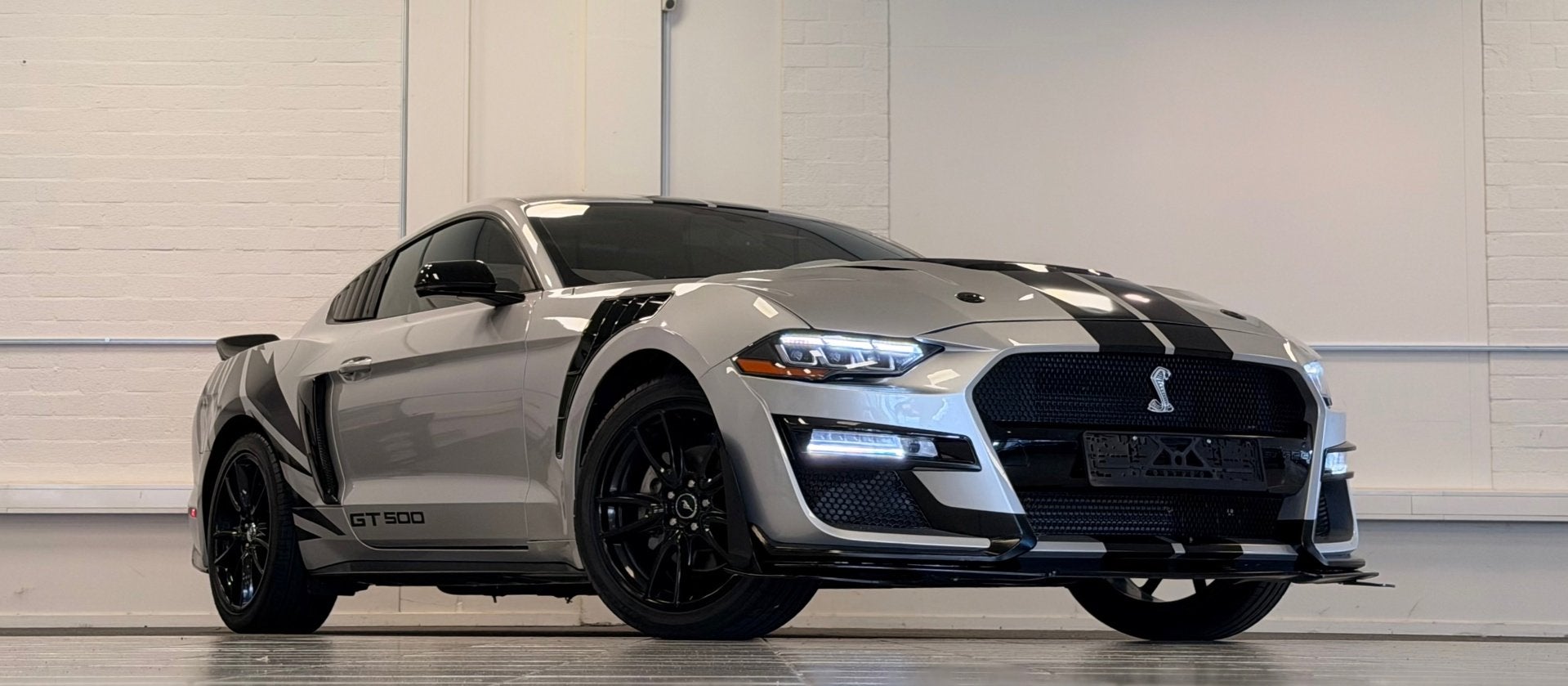 Ford Mustang Fastback 2.3 EcoBoost Shelby GT 500 uitgevoerd, Auto's, Achterwielaandrijving, Gebruikt, 4 stoelen, Bedrijf