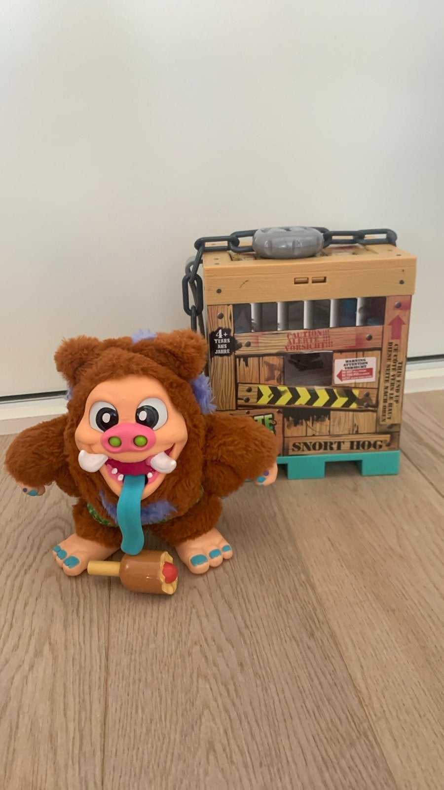 Crate Creatures Surprise Snort Hog Interactief Speelgoed, Ophalen of Verzenden, Zo goed als nieuw, Jongen of Meisje