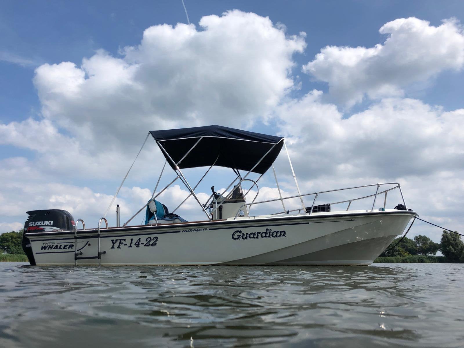 Boston Whaler Outrage 19 zonder motor , en trailer, Gebruikt, Ophalen, 70 pk of meer, Buitenboordmotor