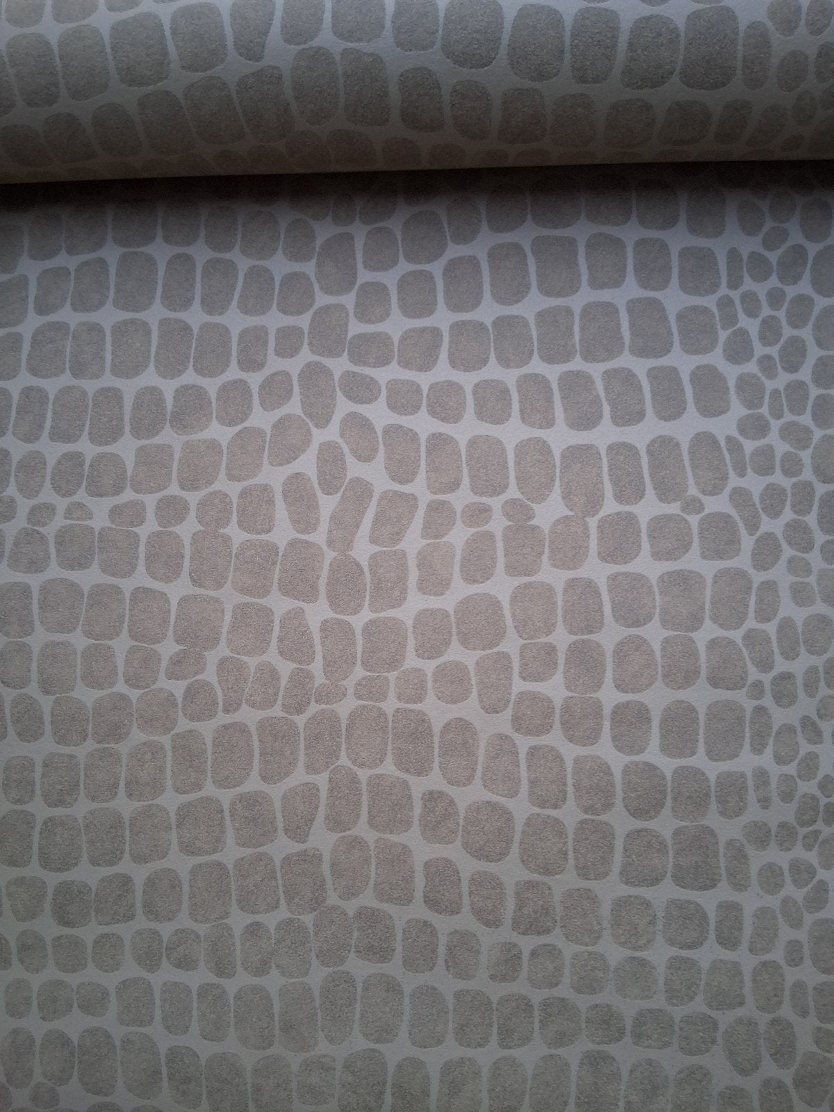 Super Fresco Easy Behang Krokodillenprint Donker Beige, Overige merken, Beige, Modern, Ophalen of Verzenden