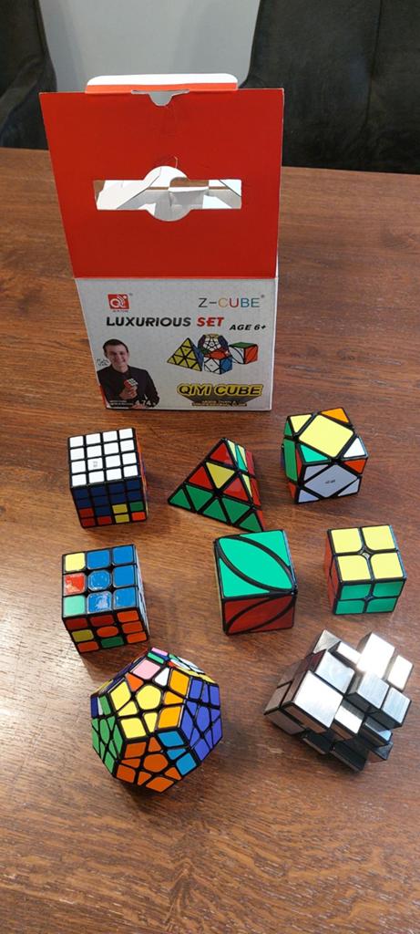 Luxe Rubik's Kubus Set - 8 Stuks - Diverse Puzzels, Ophalen of Verzenden, Nieuw, Rubik's of 3D-puzzel