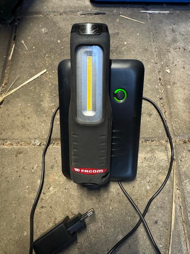 Facom Looplamp 779-CL5 met Oplader, Ophalen of Verzenden, Gebruikt