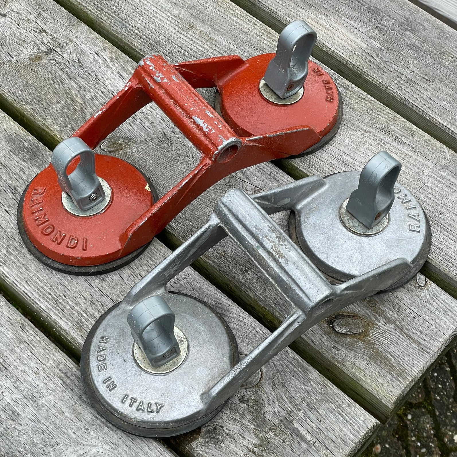 2x Raimondi glasdragers plaat tiller, Ophalen