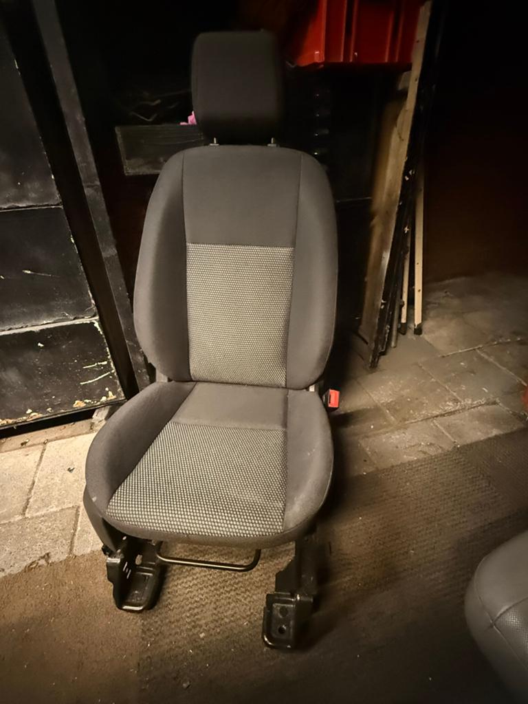 Nieuwe bijrijdersstoel voor ford transit connect 2014/2025, Ophalen, Gebruikt, Ford