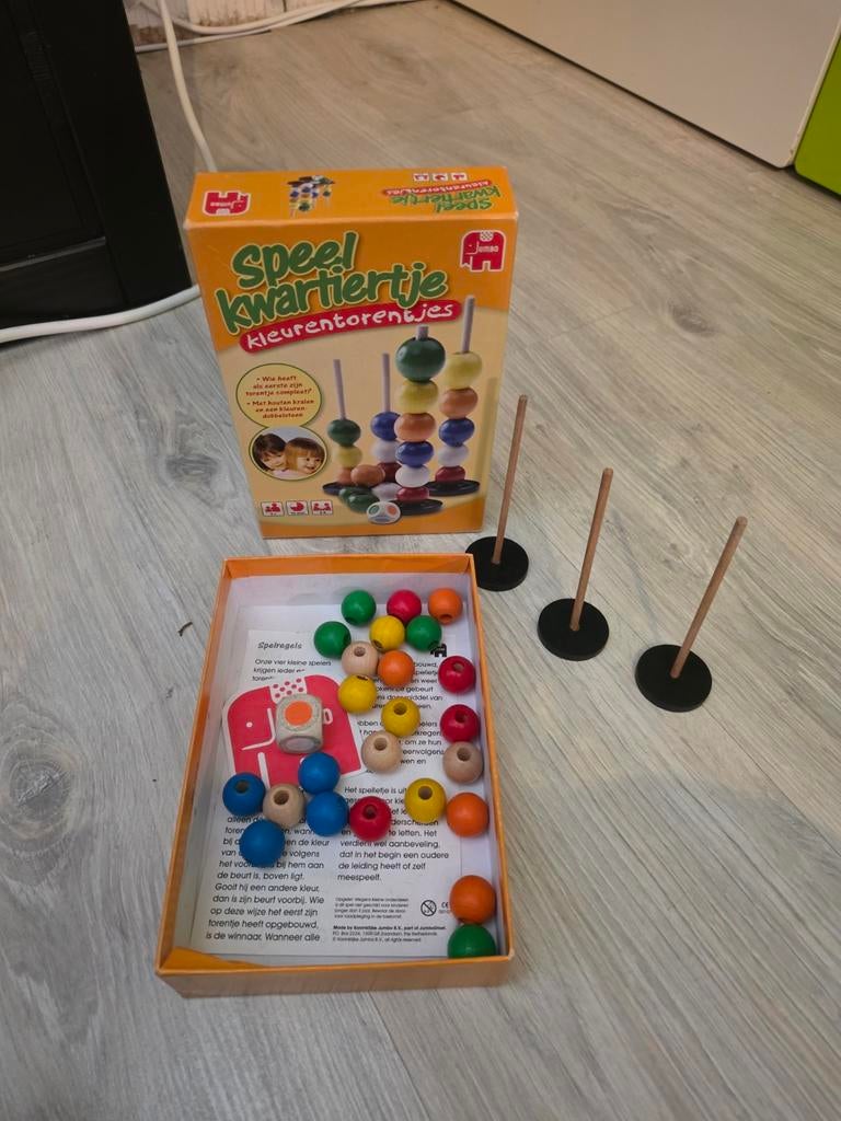 Speelkwartiertje Kleurentorentjes, Hobby en Vrije tijd, Gezelschapsspellen | Overige, Gebruikt, Ophalen of Verzenden