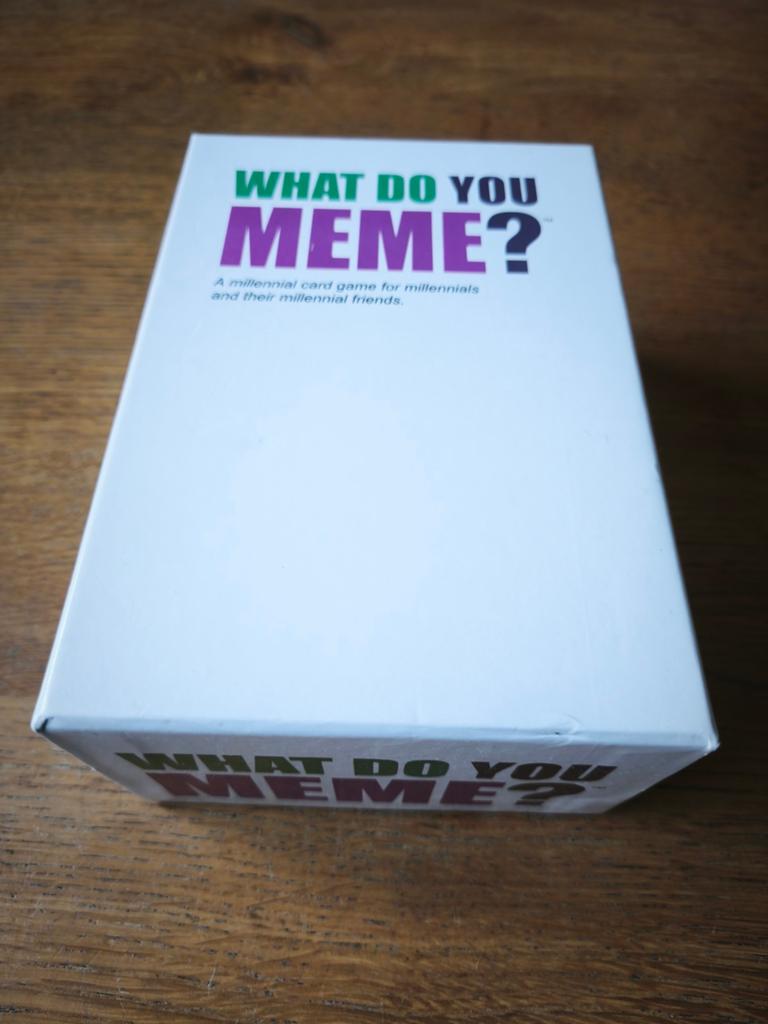 What do you meme? - kaartspel l EN l ZGAN, Vijf spelers of meer, Ophalen of Verzenden, Zo goed als nieuw