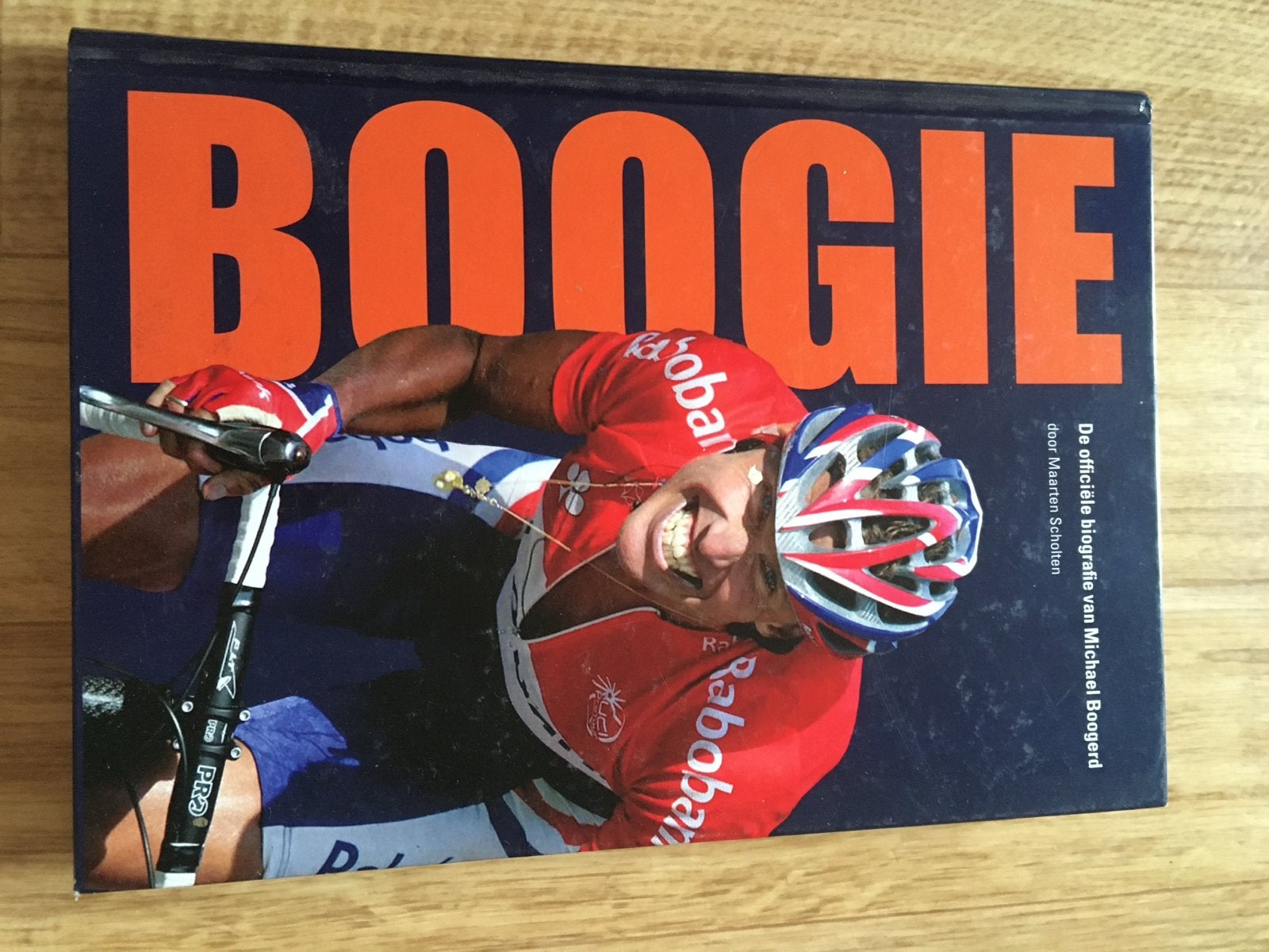 Boogie: De officiële biografie van Michael Boogerd, Verzenden, Zo goed als nieuw, Lopen en Fietsen
