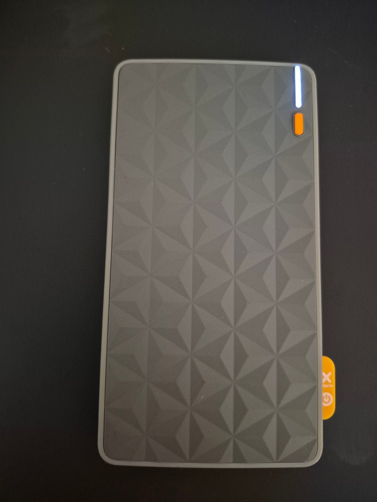 x-torm powerbank 20w, Telecommunicatie, Powerbanks, Ophalen, Zo goed als nieuw, Onbekend