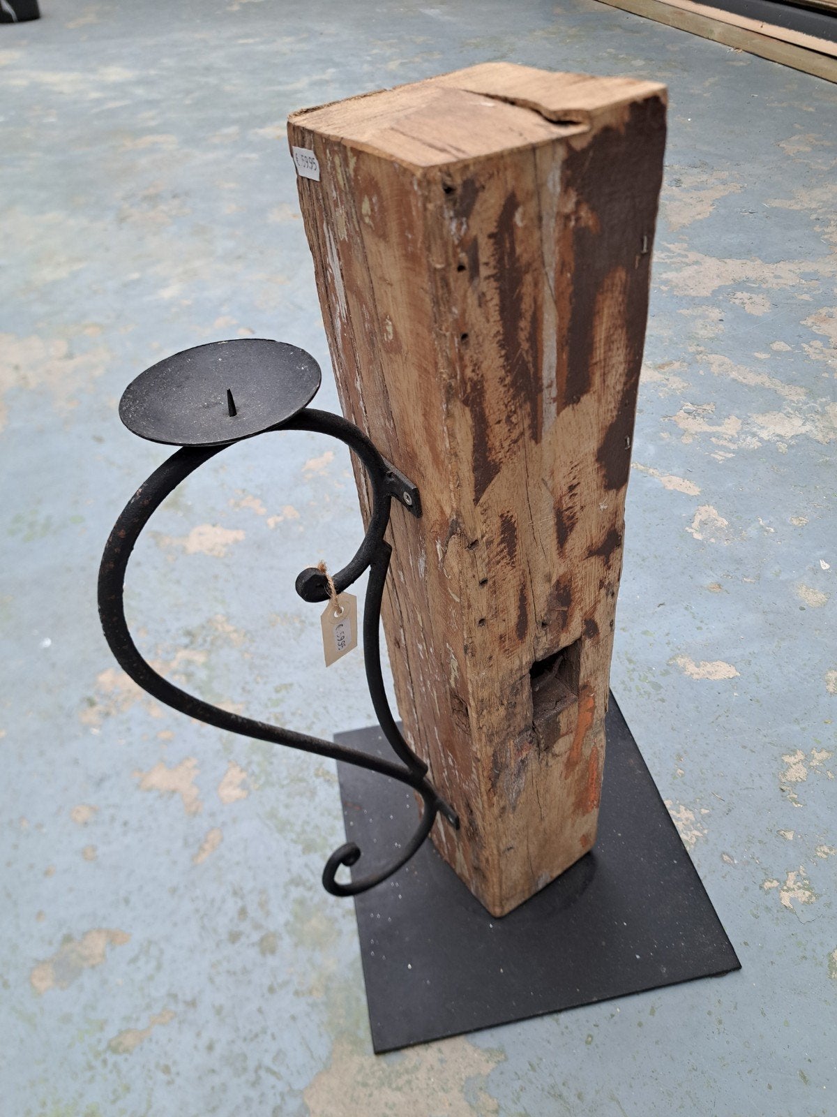 Kandelaar Kaars 62cm Oud Hout Zuil Paal Stolpkaars Metaal, Huis en Inrichting, Ophalen of Verzenden, Hout, Kaars
