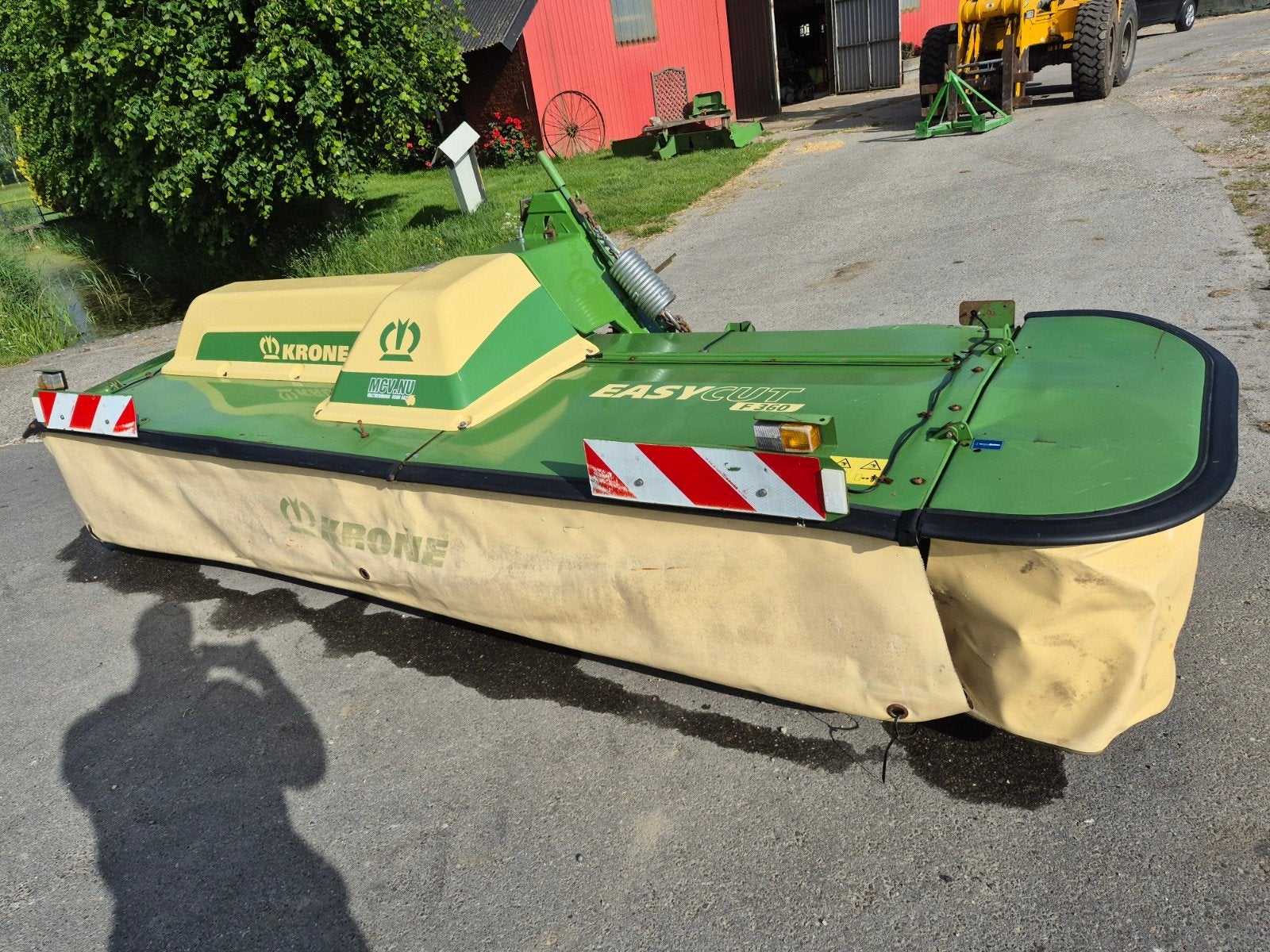 Krone frontmaaier f360, Ophalen, Weidebouw
