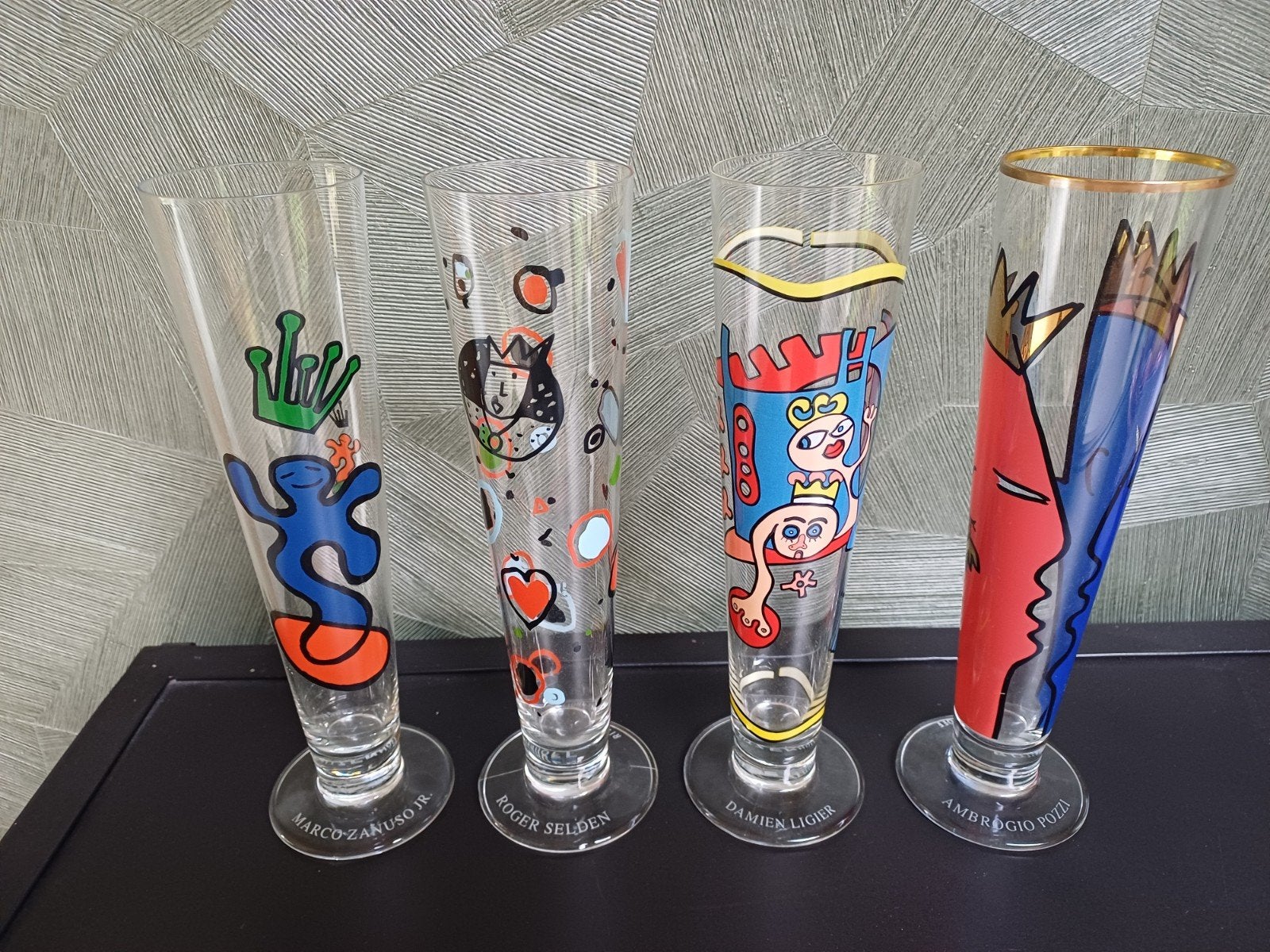 Set van 4 bierglazen met unieke kunstontwerpen, Antiek en Kunst, Ophalen