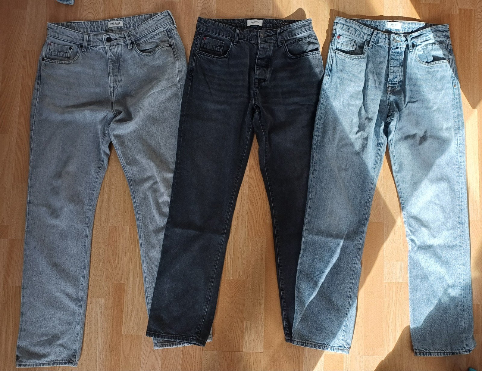 Drie spijkerbroeken van Anti Blue model Bruno Straight Fit, W32 (confectie 46) of kleiner, Ophalen of Verzenden, Zo goed als nieuw