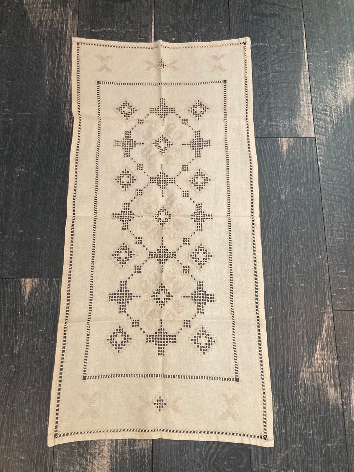 Vintage tafelloper (151026), Ophalen of Verzenden, Tafelloper, 95 cm, Beige