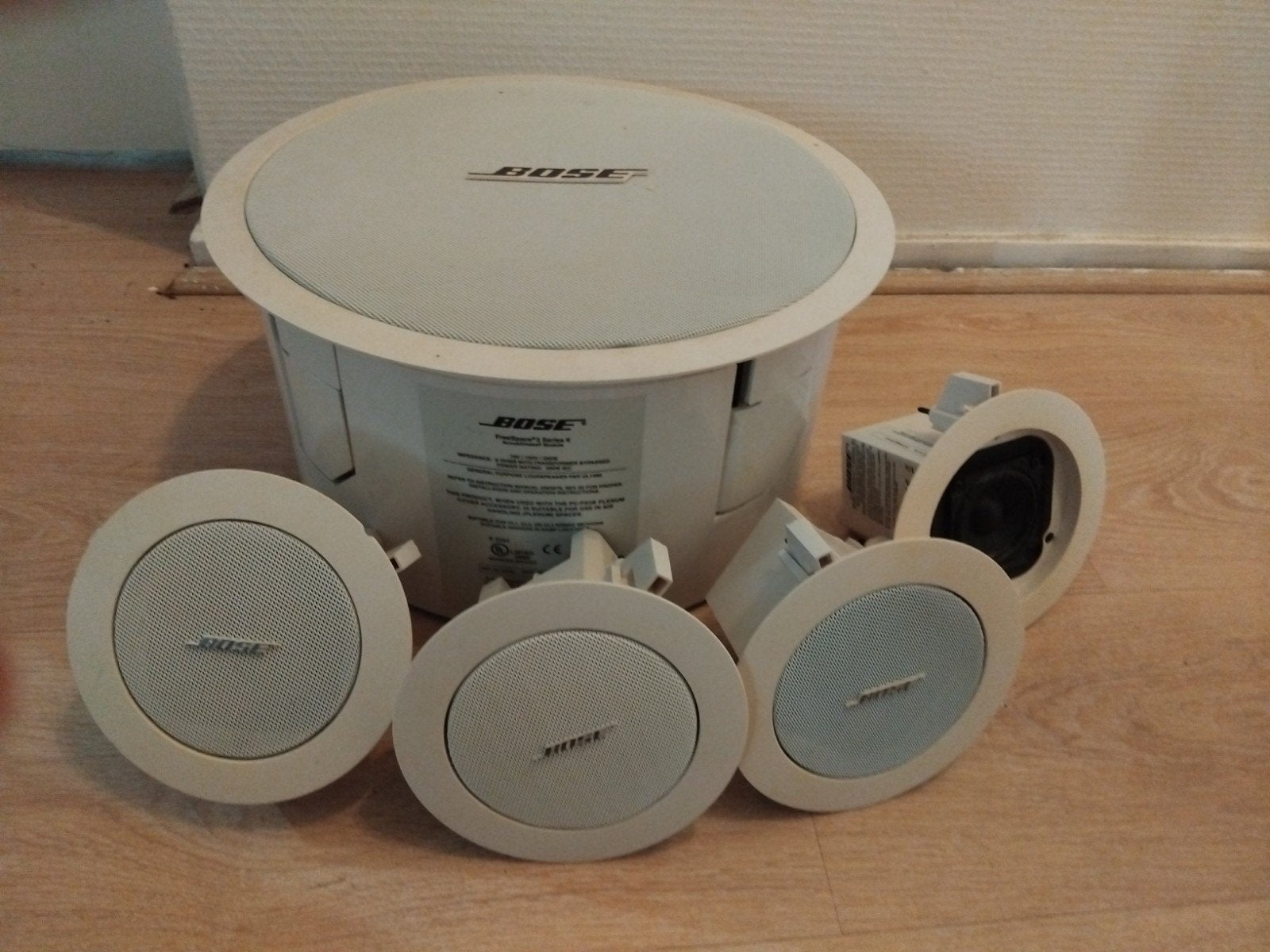 Bose FreeSpace 3 Series II Acoustimass Module met speakers, 150 watt of meer, Gebruikt, Speakerset, Ophalen of Verzenden