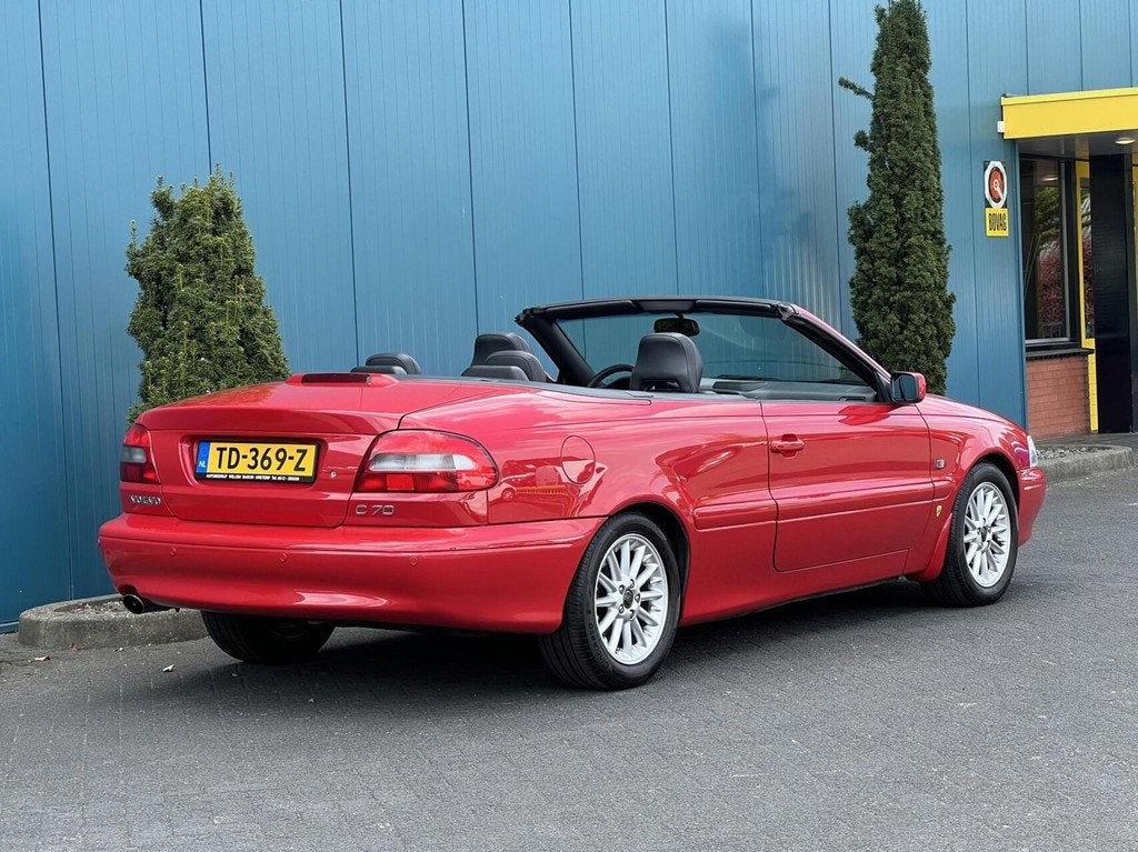 Volvo C70 Convertible 2.4 T 193PK | Cabriolet | Volledige hi, Auto's, C70, Gebruikt, Zwart, Cabriolet