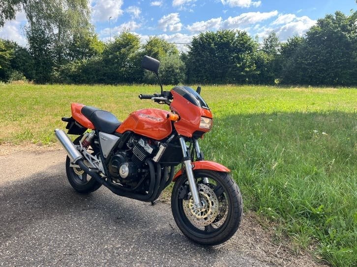Oranje boven zo mooi niet te geloven! Honda Cb 400 F type R, 400 cc, Occasion, 4 cilinders, Motorrijbewijs A